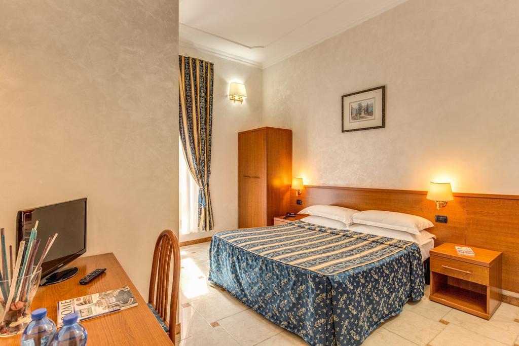 Affittacamere Centro Cavour Rome Bagian luar foto